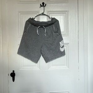Men Nike  Gray Drawstring Shorts Size M